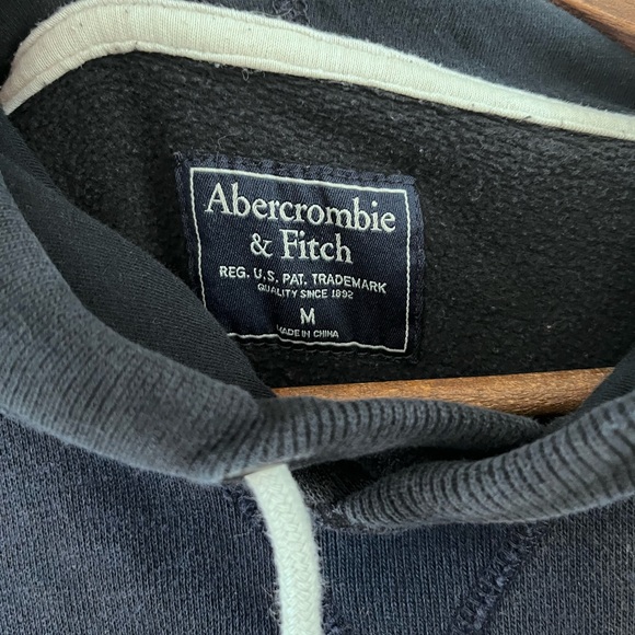 Abercrombie and Fitch Navy Hoodie with Abercrombie Embroidered Logo Mens Medium - Picture 3 of 4